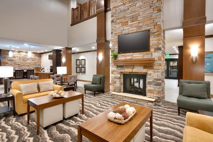 Staybridge Suites - Gainesville I-75 By Ihg Exteriör bild